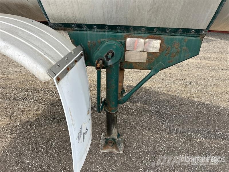 Polar 7200 gal T/A Tanker Trailer Tank prikolice