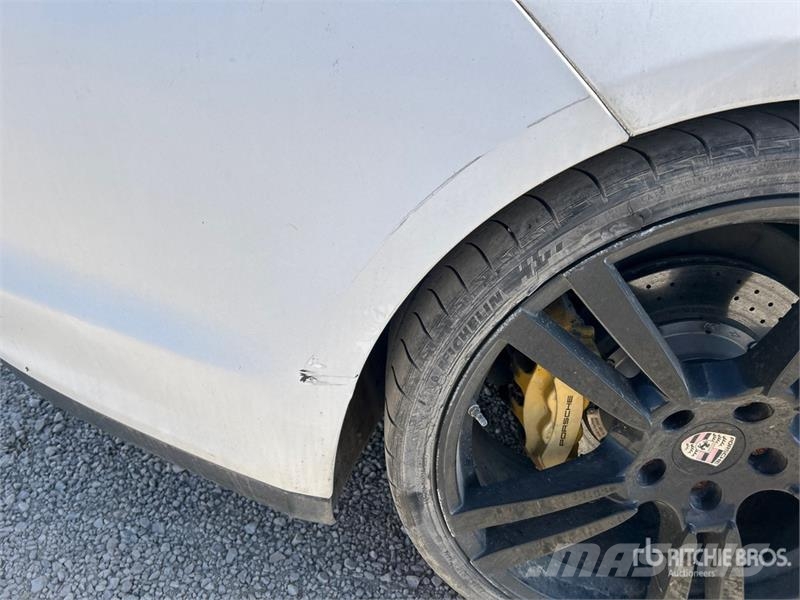 Porsche Panamera Turbo Automobile PKWs