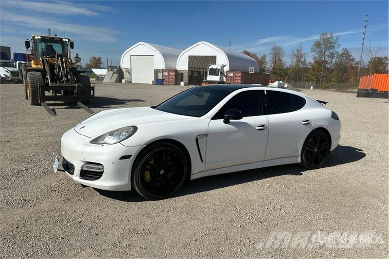 Porsche Panamera Turbo Automobile PKWs