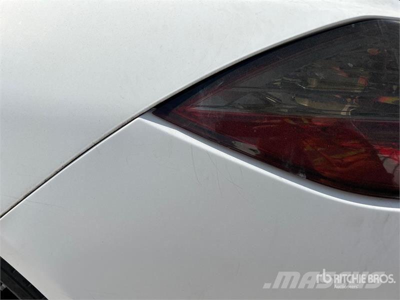Porsche Panamera Turbo Automobile PKWs