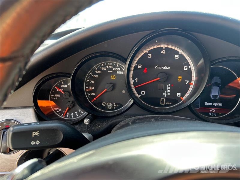 Porsche Panamera Turbo Automobile PKWs