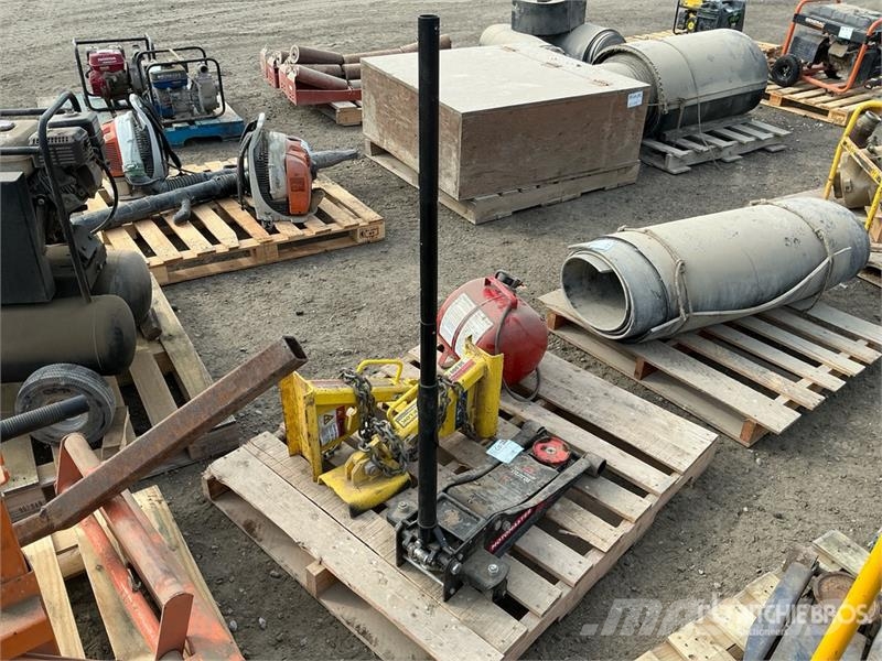 Portable Air Tank, Floor Jack, (2) Dump-Lok Safety Inne akcesoria