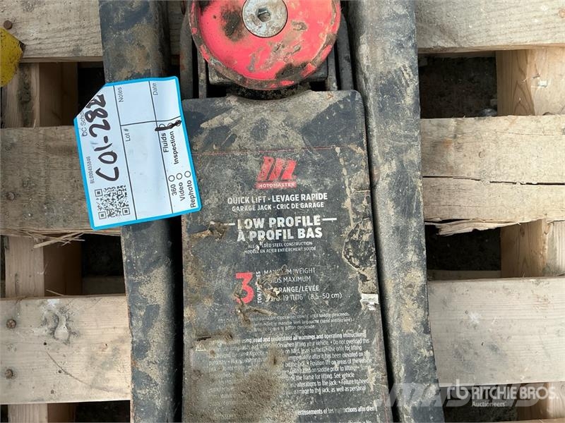 Portable Air Tank, Floor Jack, (2) Dump-Lok Safety Inne akcesoria