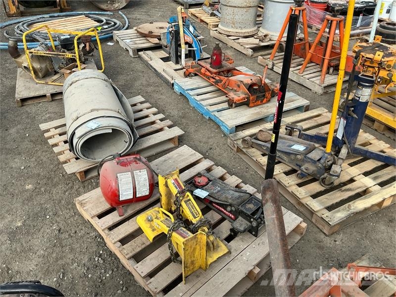 Portable Air Tank, Floor Jack, (2) Dump-Lok Safety Inne akcesoria