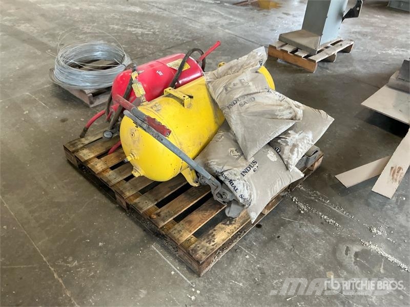 Portable Air Tanks and Floor Jack Andre komponenter