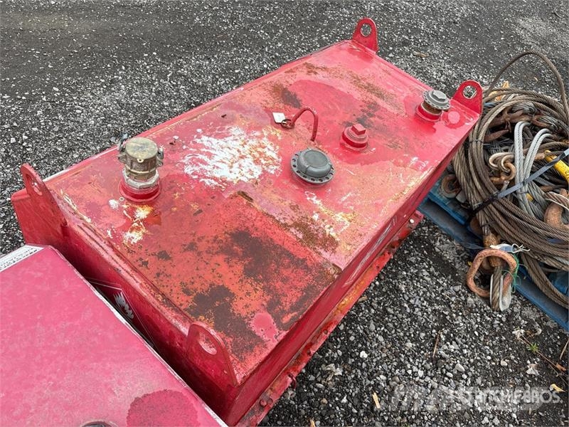  Portable Steel Fuel Tank صهاريج الوقود والصهاريج الإضافية