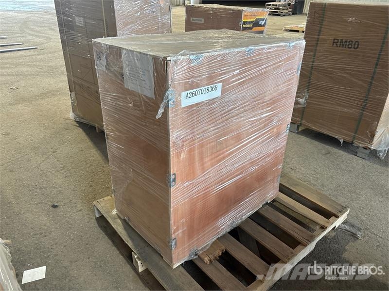 Powertek MS160 Reversible Vibratory Plate Compactor (Unused دكاكات أفقية