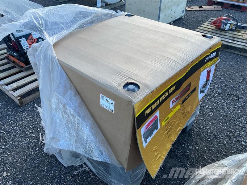 Powertek PTP-440L 116 gal Portable Poly Diesel Fuel Tank (U Nádrže na palivo a aditiva