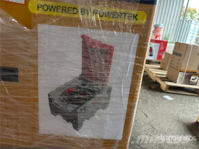 Powertek PTP-440L 440 L Fuel Tank (Unused) Reservatórios de combustível e aditivos