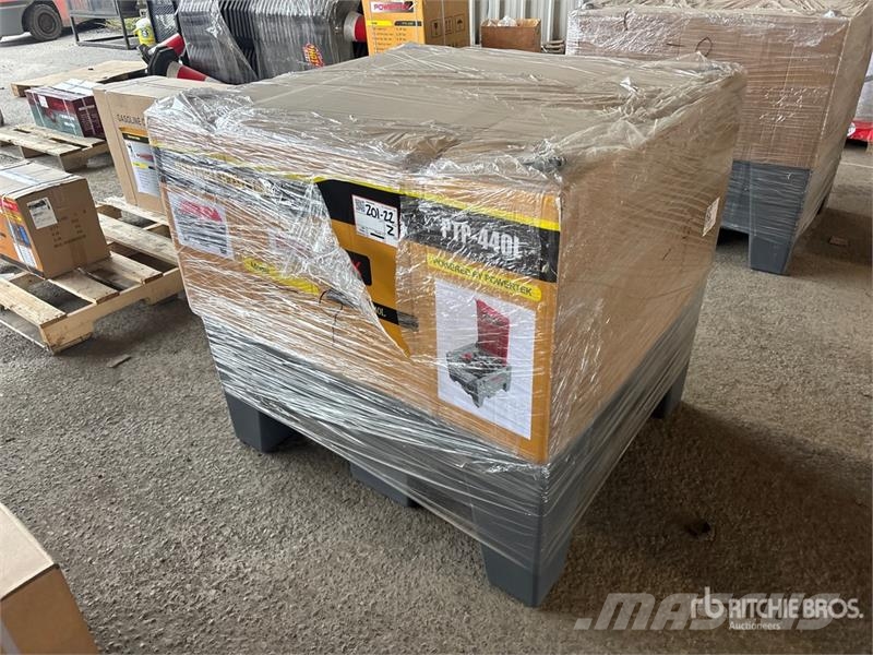 Powertek PTP-440L 440 L Fuel Tank (Unused) صهاريج الوقود والصهاريج الإضافية