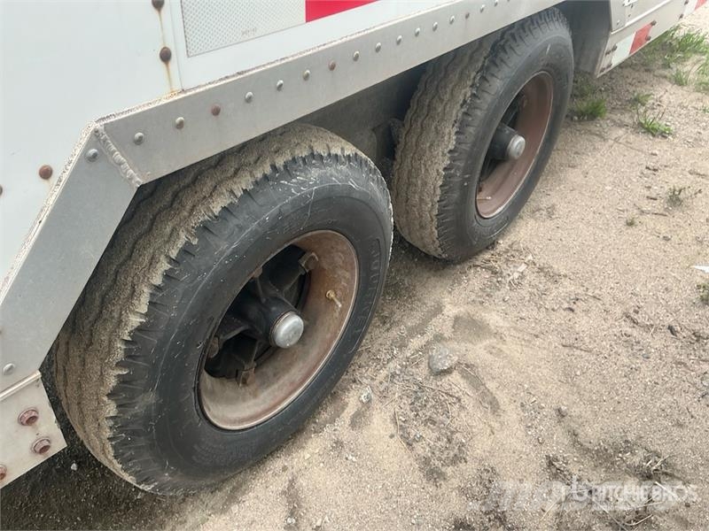 Precisions Provencial 24 ft T/A Enclosed Trailer Prikolice sa sandukom