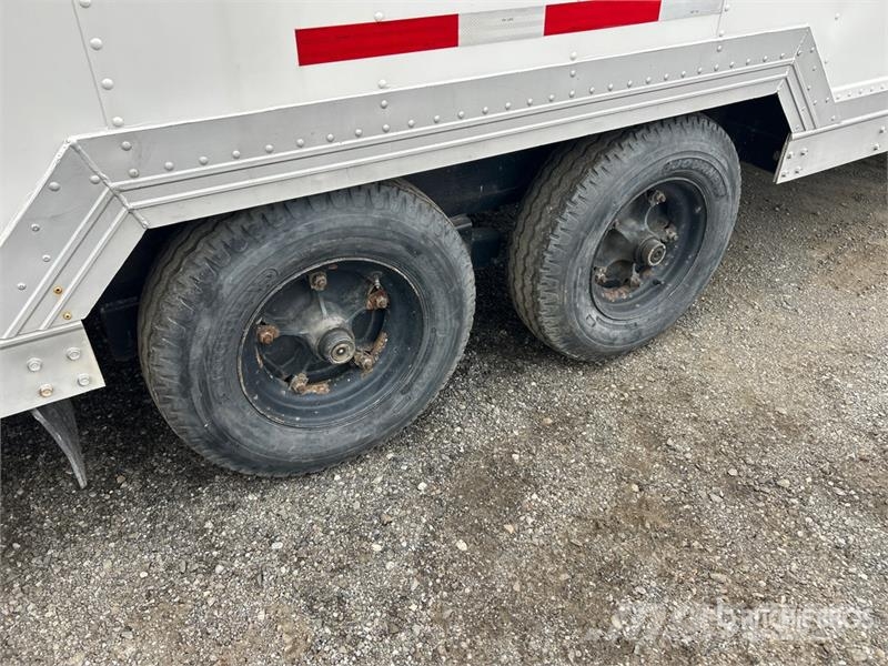 Precisions Provencial 24 ft T/A Enclosed Trailer Prikolice sa sandukom