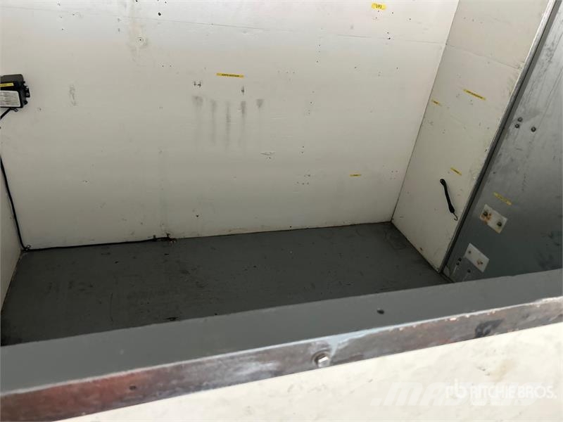 Precisions Provencial 24 ft T/A Enclosed Trailer Prikolice sa sandukom