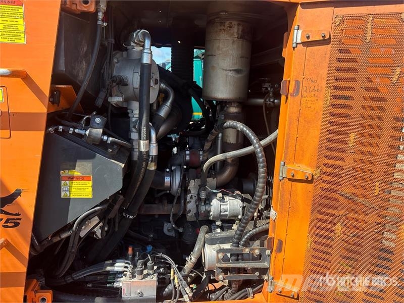 Prime Tech PT-175 Tracked Mulcher Tractor Metsä murskaimet