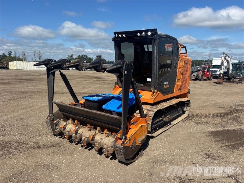 Prime Tech PT-175 Tracked Mulcher Tractor Metsä murskaimet
