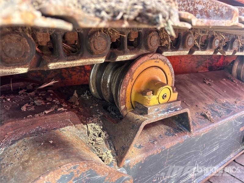 Prime Tech PT-175 Tracked Mulcher Tractor Metsä murskaimet