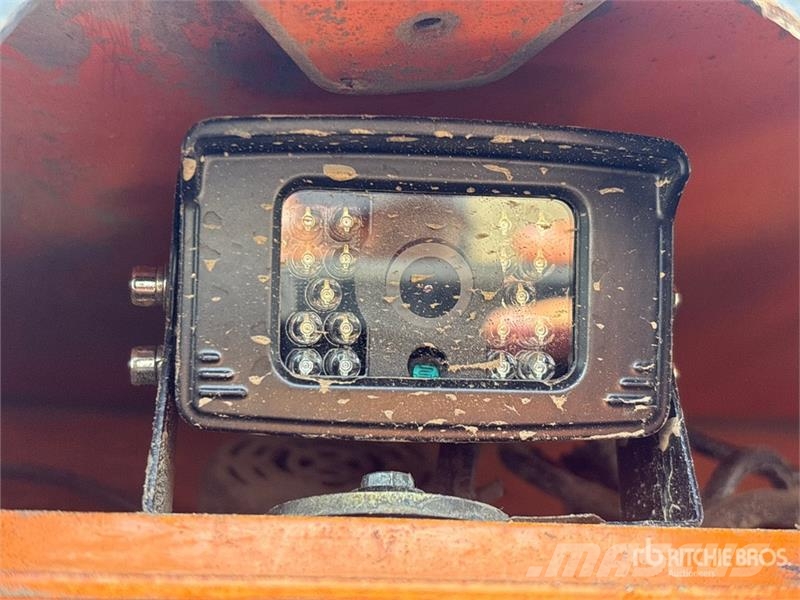 Prime Tech PT-175 Tracked Mulcher Tractor Metsä murskaimet