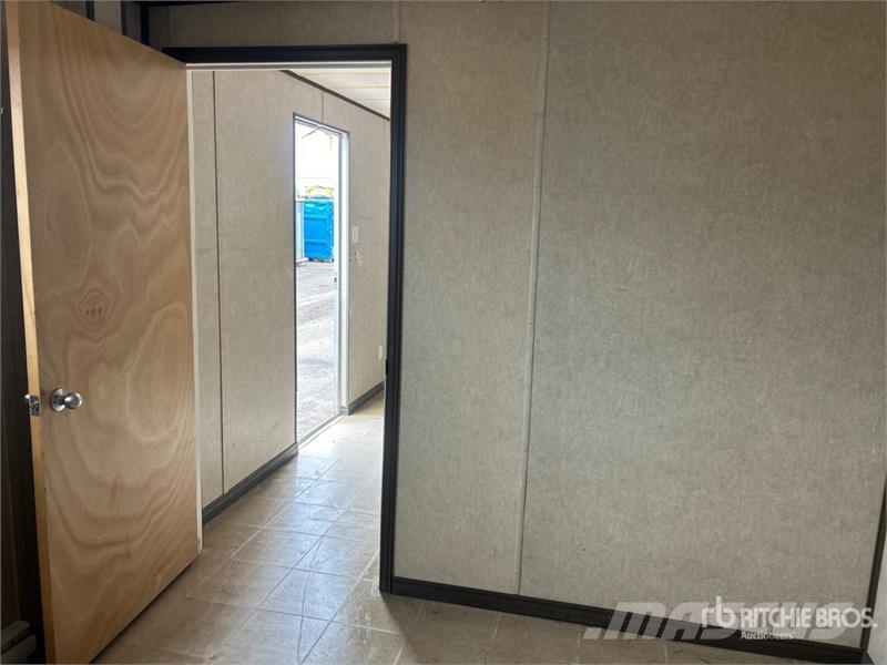  Prince 32 ft x 10 ft Portable T/A Mobile Office Строителство - Други