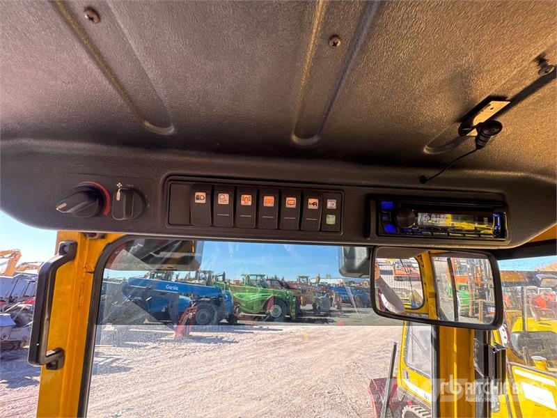 Prinoth SW4S Sidewalk Plow Andre komponenter