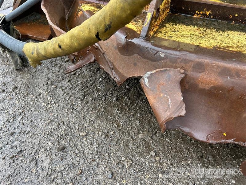 Promac 52CMPII 52 in Brush Cutter Мульчирователи