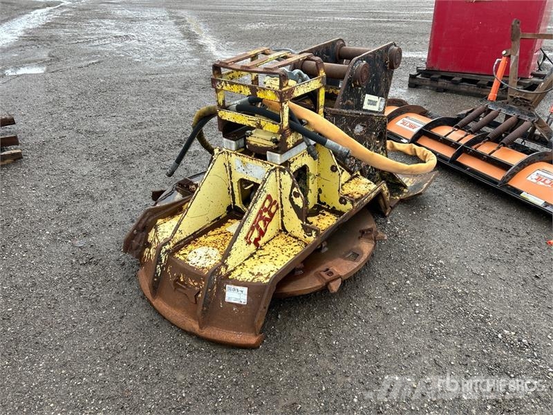 Promac 52CMPII 52 in Brush Cutter Мульчирователи