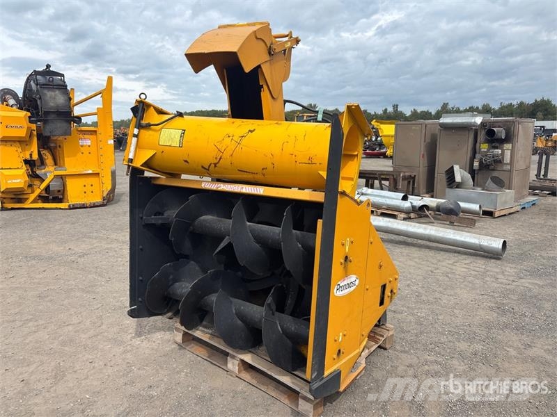  Pronovost P-250-C4 54 in Skid Steer Snow Blower Snøfresere