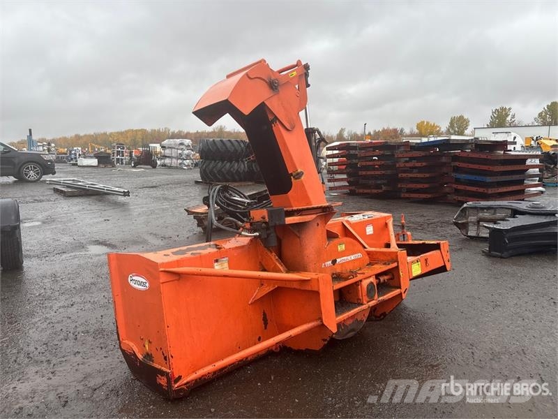  Pronovost P-920-IV 92 in 3-Point Snow Blower Snow throwers