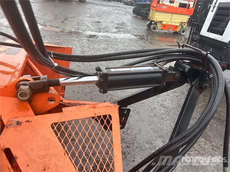  Pronovost P-920-IV 92 in 3-Point Snow Blower Snow throwers