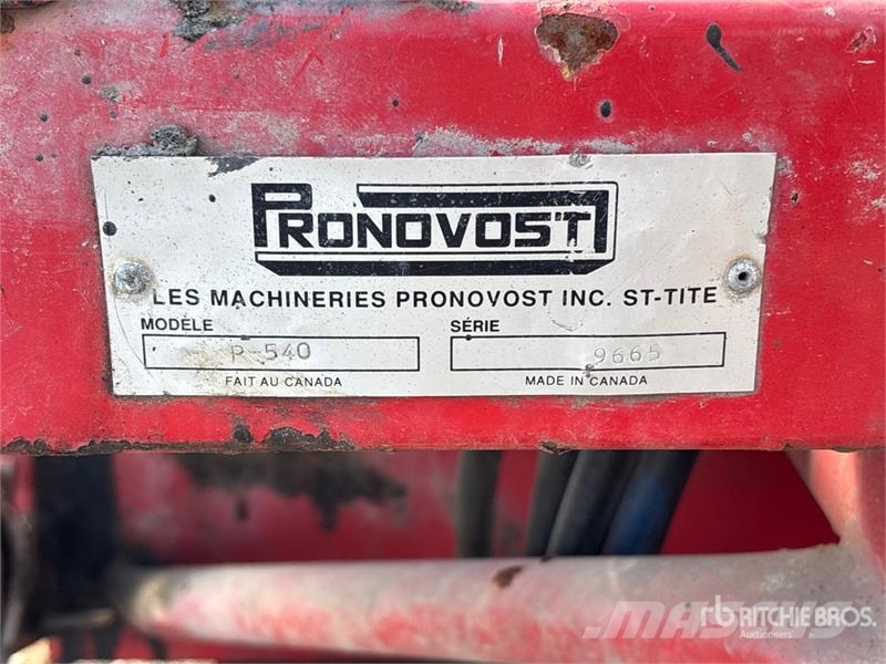 Pronovost P540 4 ft 7 in Snow Blower Snežne freze