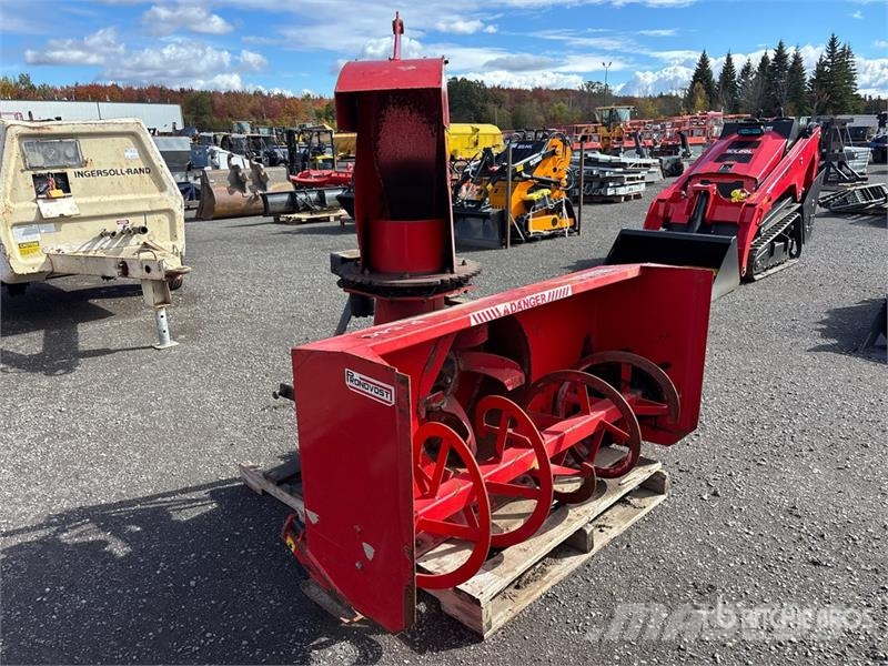 Pronovost P540 4 ft 7 in Snow Blower Snežne freze