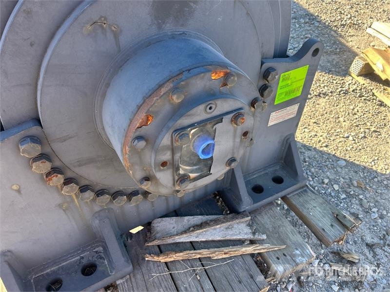 Pullmaster BK167 Winch 吊车起重机、绞车吊货机和物料升降机