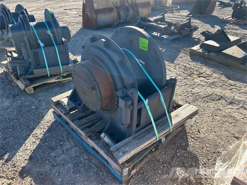 Pullmaster BK167 Winch 吊车起重机、绞车吊货机和物料升降机