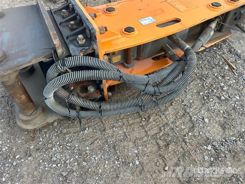  Q/C Hydraulic Breaker مطارق / كسارات