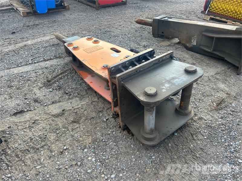  Q/C Hydraulic Breaker مطارق / كسارات