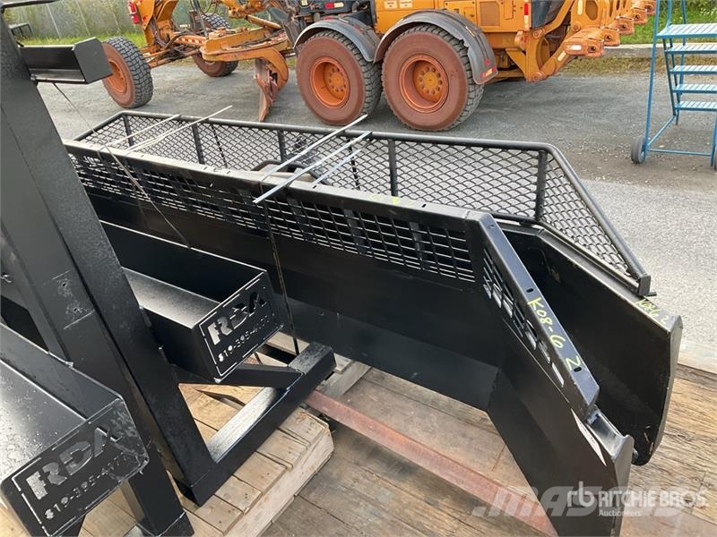  Qty of (2) 120 In x 28 In Snow Plow Lumesahad