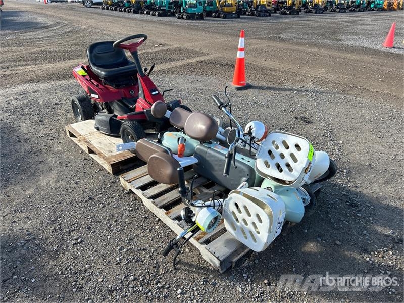 Qty of (2) Electric Bikes and Inoperable Riding La Andre komponenter