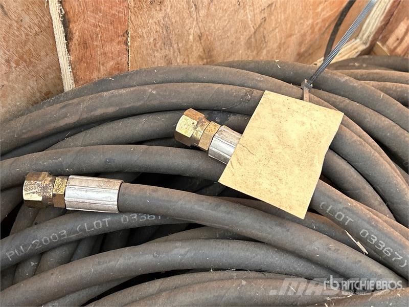 Quantity of 1/2 In. Hydraulic Hose Drugi deli