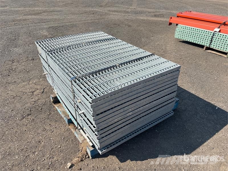 Quantity of (1) Pallets of Galvanized Walkway Pane Drugi deli
