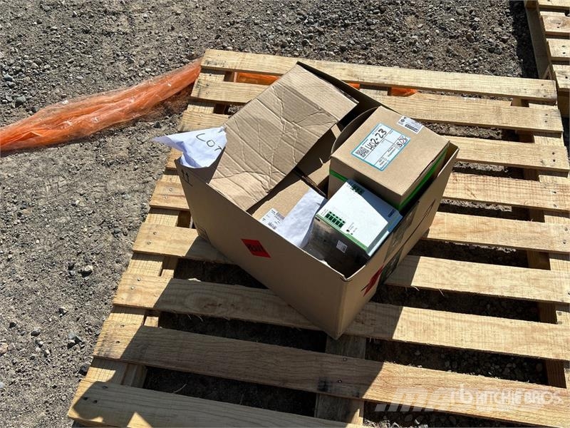  Quantity of (1) Phoenix Contact Trio-PS/1AC/24DC/2 Drugi deli