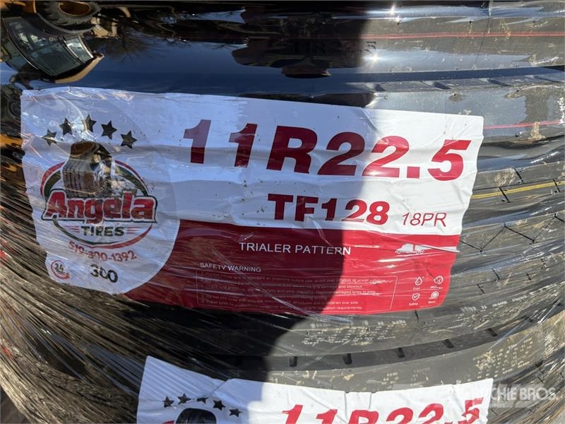 Quantity of (10) 11R22.5 Tires الإطارات والعجلات والحافات