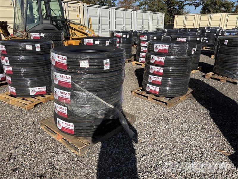 Quantity of (10) 11R22.5 Tires الإطارات والعجلات والحافات
