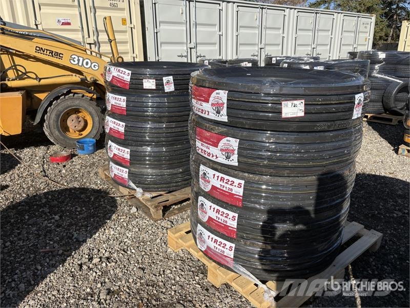 Quantity of (10) 11R22.5 Tires الإطارات والعجلات والحافات