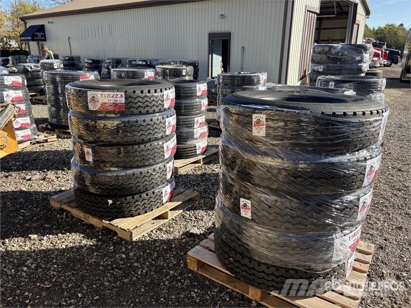 Quantity of (10) 11R2205 Recap Tires الإطارات والعجلات والحافات