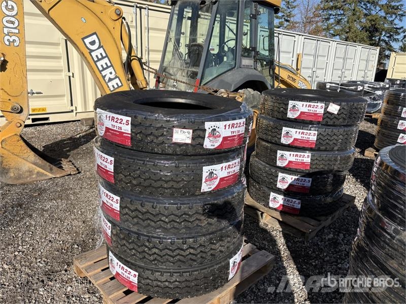 Quantity of (10) 11R2205 Recap Tires الإطارات والعجلات والحافات