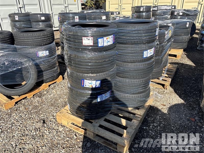 Quantity of (10) 225-45ZR-17 Tires (Unused) Gume, točkovi i felne
