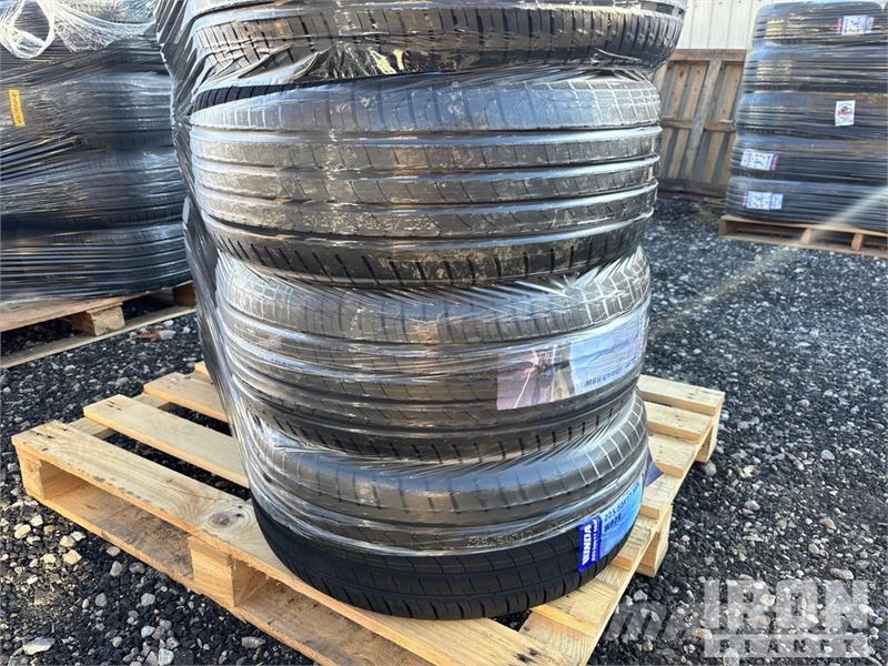 Quantity of (10) 225R-50R-17 Tires (Unused) 轮胎、车轮、轮圈