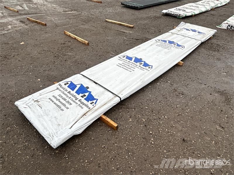 Quantity of (100) 16 ft White Steel Siding / Roofi Other