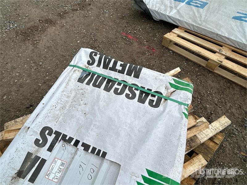  Quantity of (100) 16 ft Black Steel Siding / Roofi Other