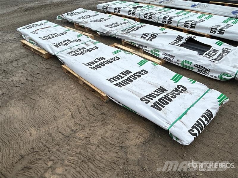 Quantity of (100) 16 ft White Steel Siding / Roofi Other