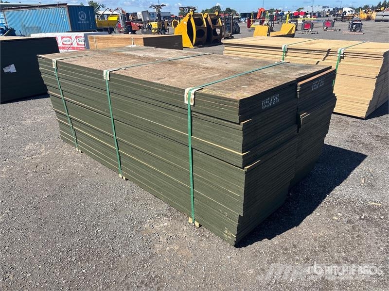 Quantity of (100) 3/4" 2x8 MDO G1S With Smooth Ove Drugi deli